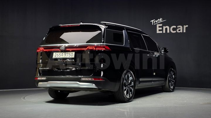 Kia Carnival 2021 — 2