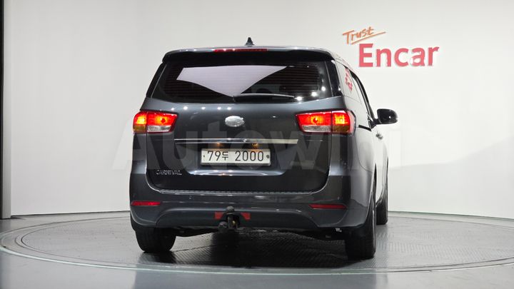 Kia Carnival 2018 — 4