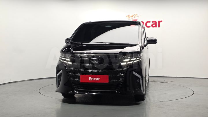 Toyota Alphard 2025 — 3