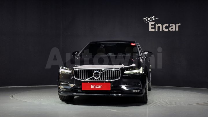 Volvo S90 2020 — 3