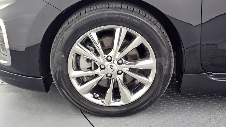 Kia Carnival 2020 — 5