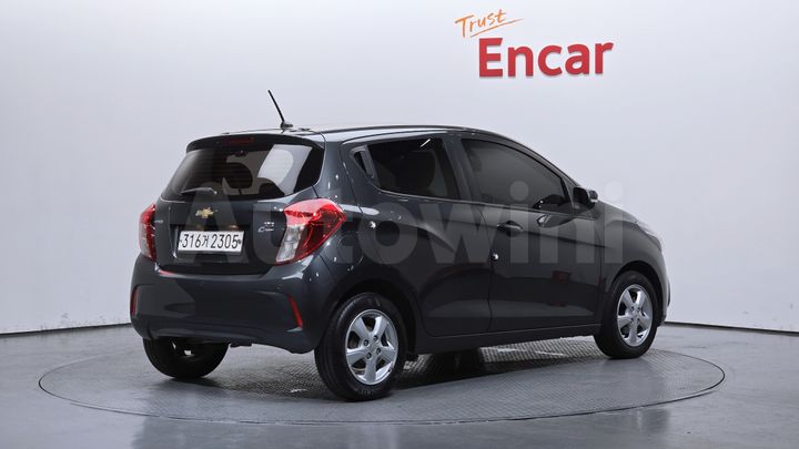 Chevrolet Spark 2017 — 2