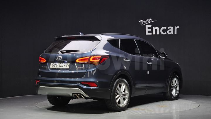 Hyundai SantaFe 2016 — 2
