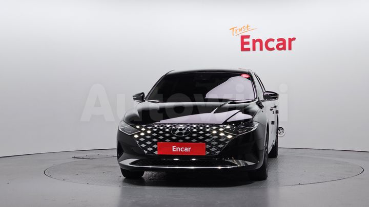 Hyundai Grandeur 2023 — 3