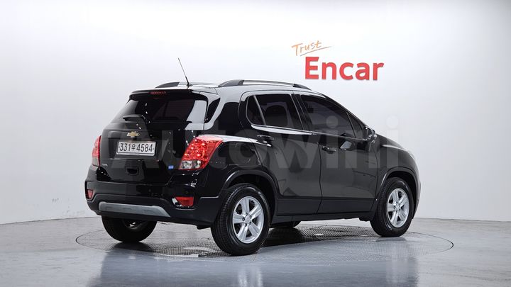 Chevrolet Trax 2021 — 2