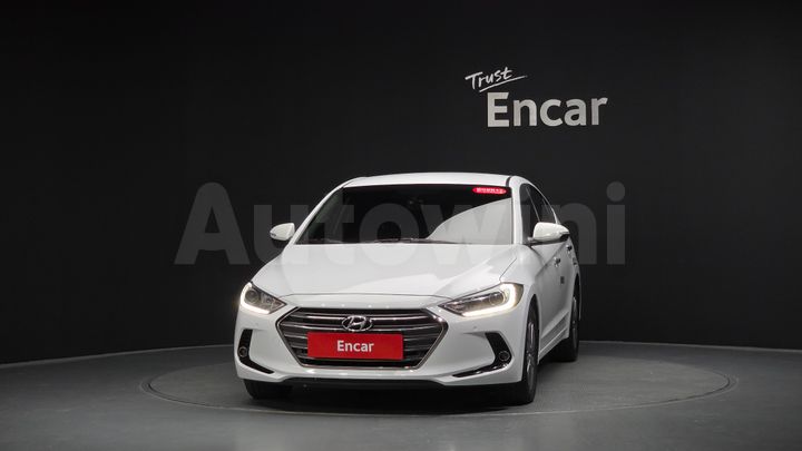 Hyundai Avante 2018 — 3