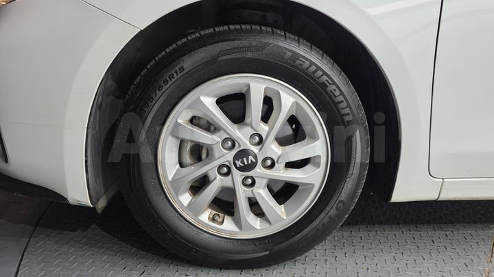 Kia K3 2021 — 5