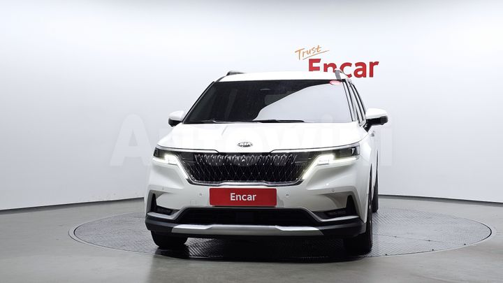 Kia Carnival 2021 — 3