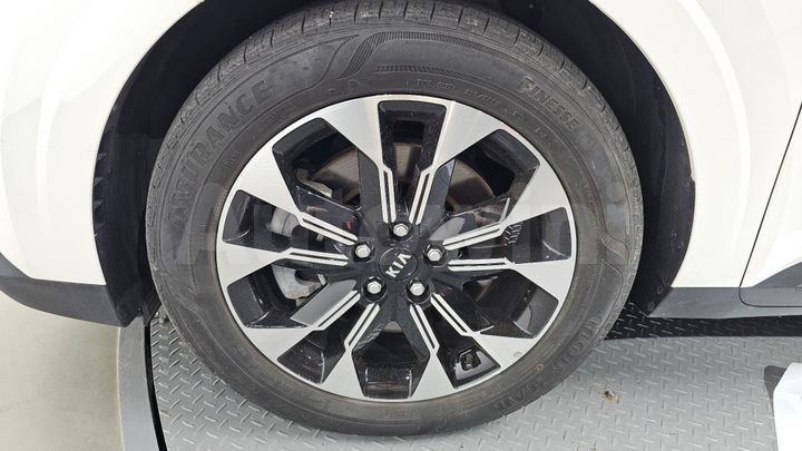 Kia Carnival 2021 — 5