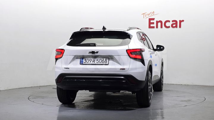 Chevrolet Trax 2024 — 4