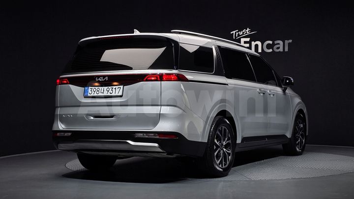 Kia Carnival 2022 — 2