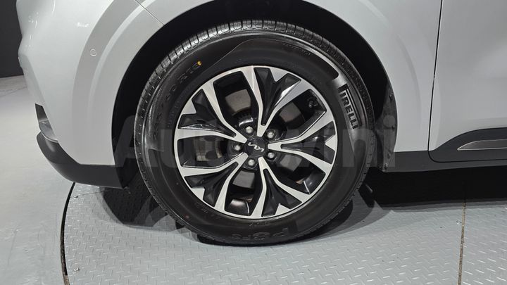 Kia Carnival 2022 — 5