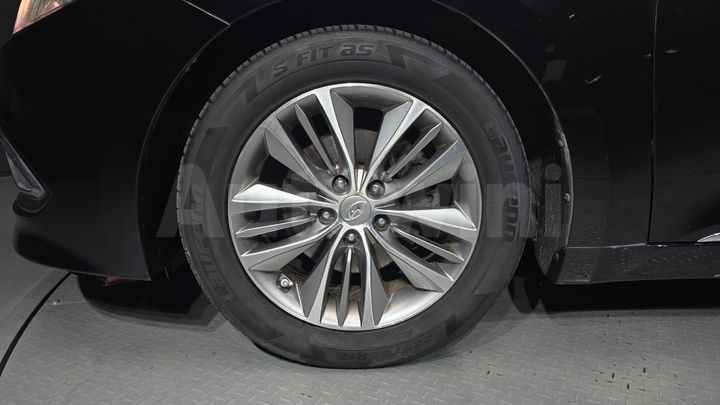 Hyundai Grandeur 2015 — 5