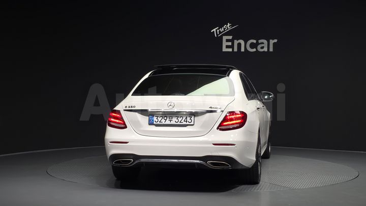 Mercedes-Benz E Class 2019 — 4
