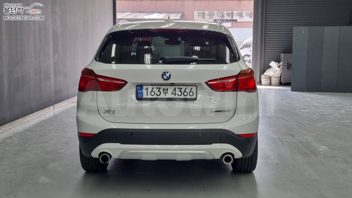 BMW X1 2022 WBA11DG06N5V27921 — 4
