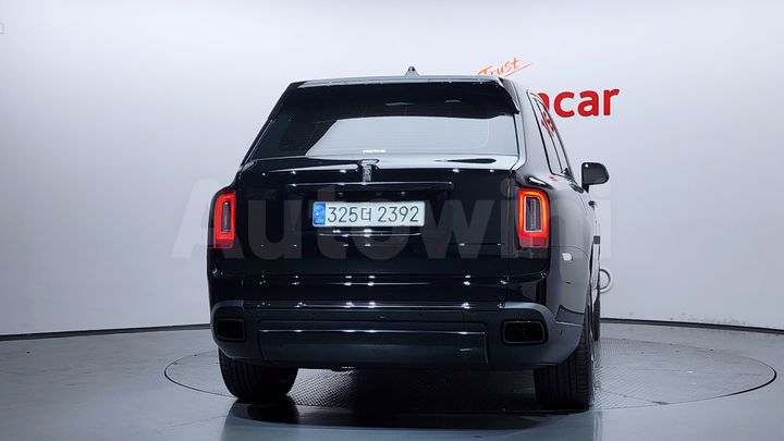 Rolls Royce Cullinan 2019 — 4