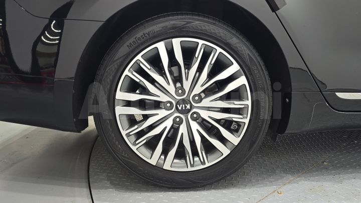 Kia K7 2020 — 5
