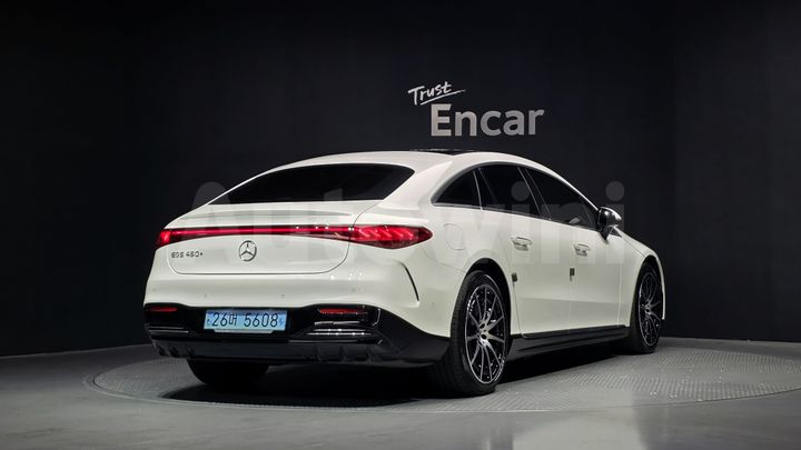 Mercedes-Benz EQS 2022 — 2