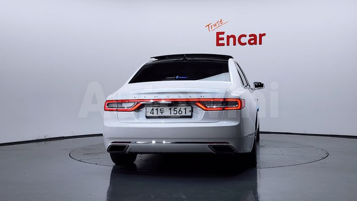 Lincoln Continental 2018 — 4