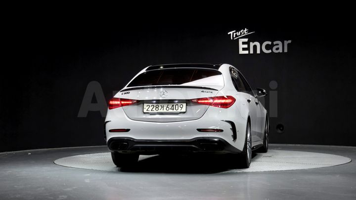 Mercedes Benz C Class 2023 — 4
