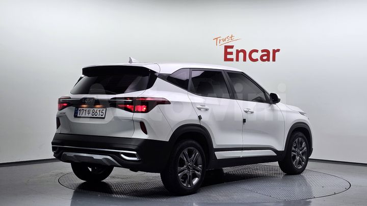 Kia Seltos 2023 — 2