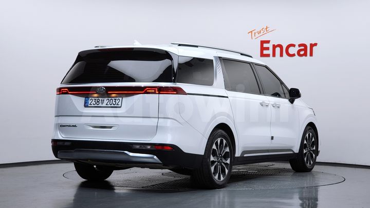 Kia Carnival 2021 — 2