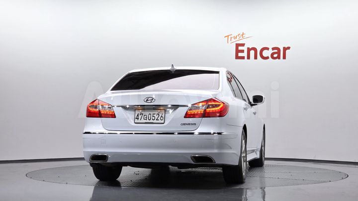 Hyundai Genesis 2014 — 4
