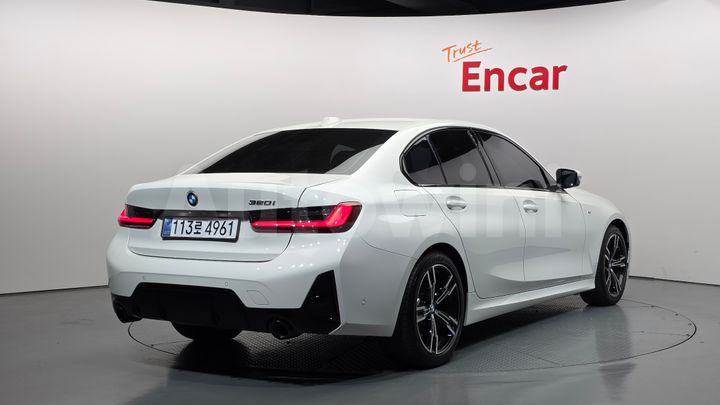 BMW 3 Series 2024 — 2