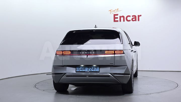 Hyundai Ioniq5 2022 — 4