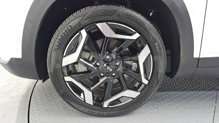 Kia Seltos 2023 — 5