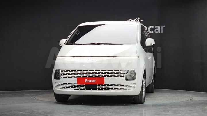 Hyundai Staria 2025 — 2