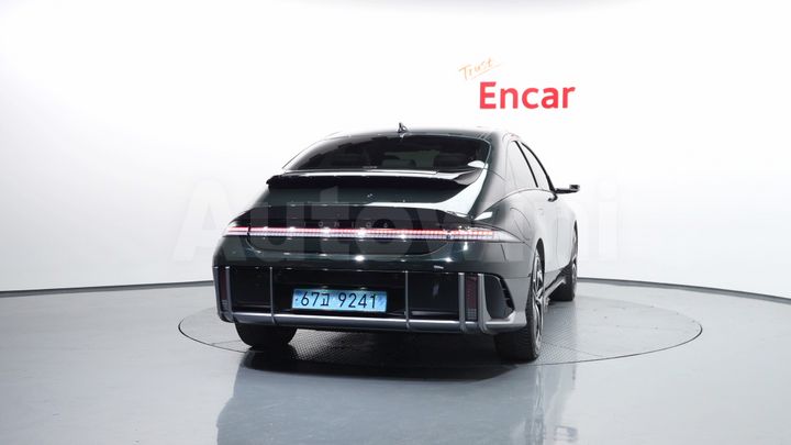 Hyundai Ioniq 2023 — 4