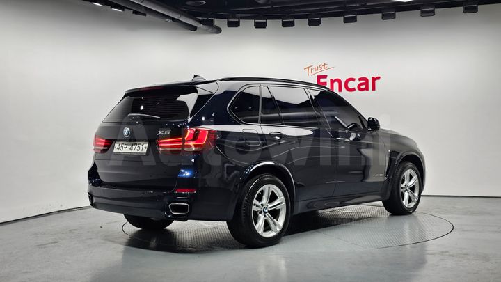 BMW X5 2018 — 2