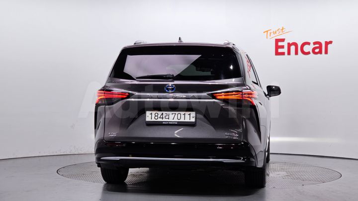 Toyota Sienna 2021 — 4