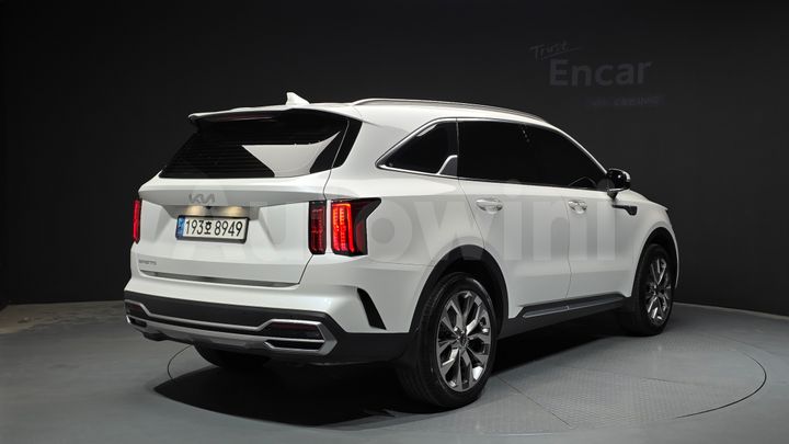 Kia Sorento 2023 — 2
