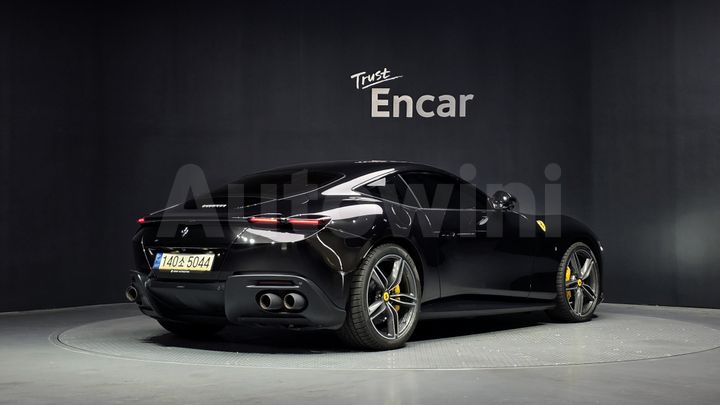 Ferrari Roma