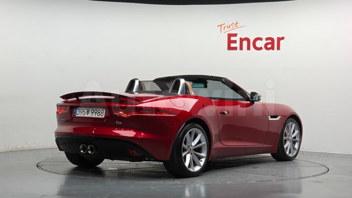 Jaguar F Type