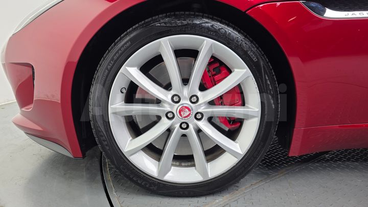 Jaguar F Type