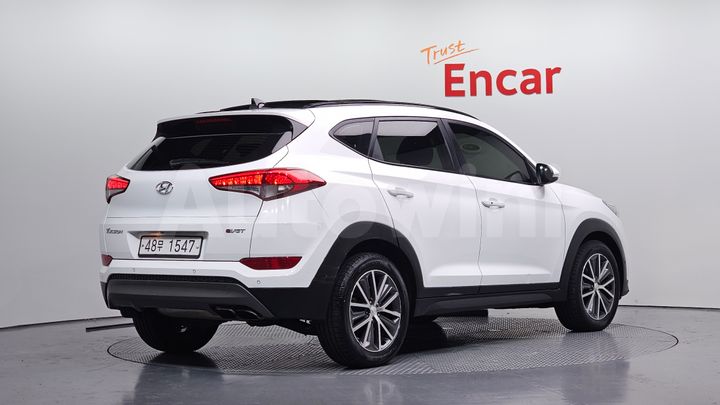 Hyundai Tucson 2016 — 2