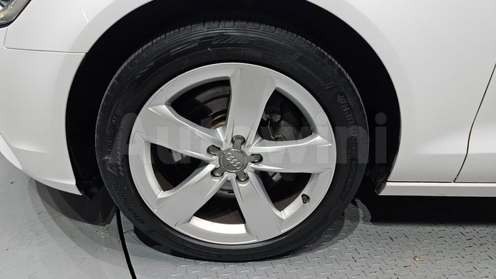 Audi A6 2015 — 5