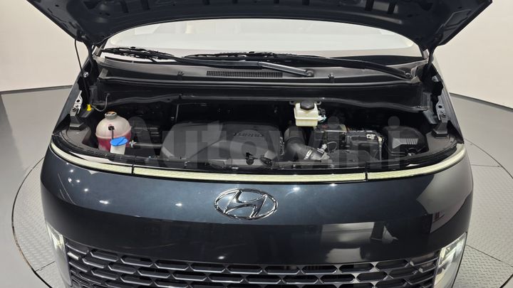 Hyundai Staria 2022 — 5