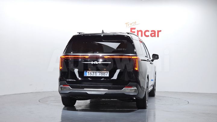 Kia Carnival 2025 — 4