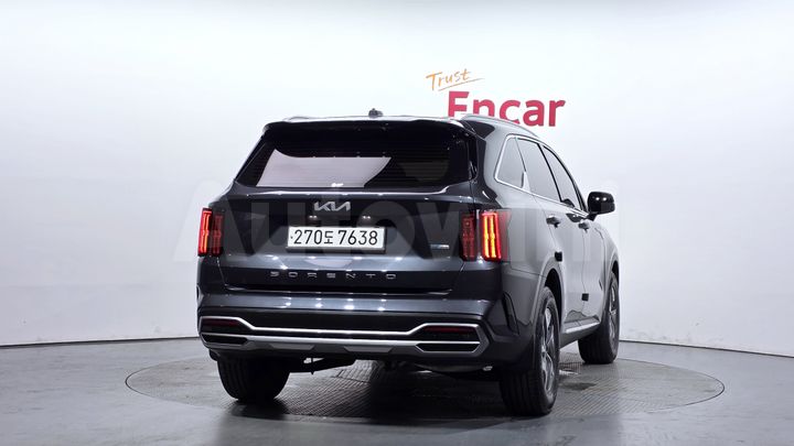 Kia Sorento 2022 — 4