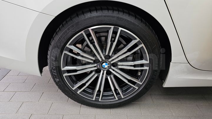 BMW 3 Series 2020 — 5