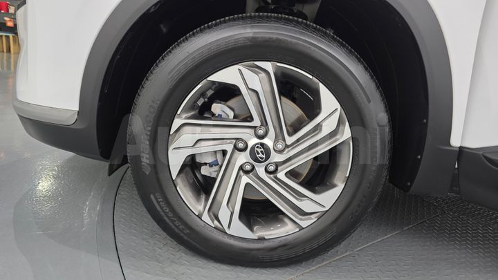 Hyundai SantaFe 2022 — 5