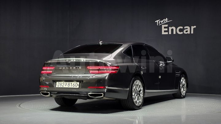 Genesis G80 2022 — 2