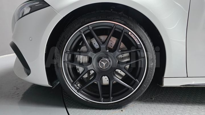 Mercedes Benz A Class 2023 — 5