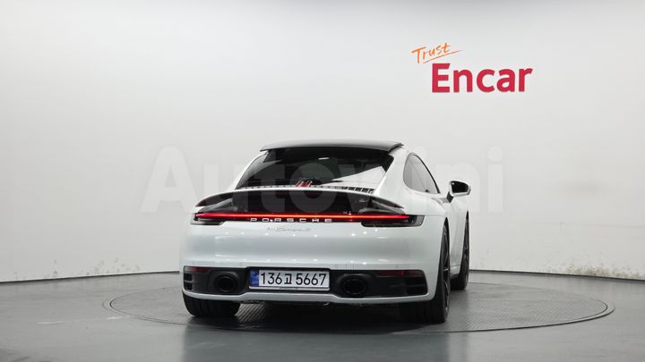 Porsche 911 2024 — 4