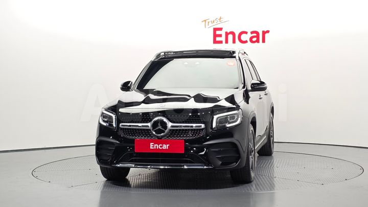 Mercedes Benz GLB Class 2023 — 3