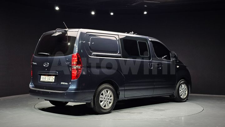 Hyundai Starex 2019 — 2